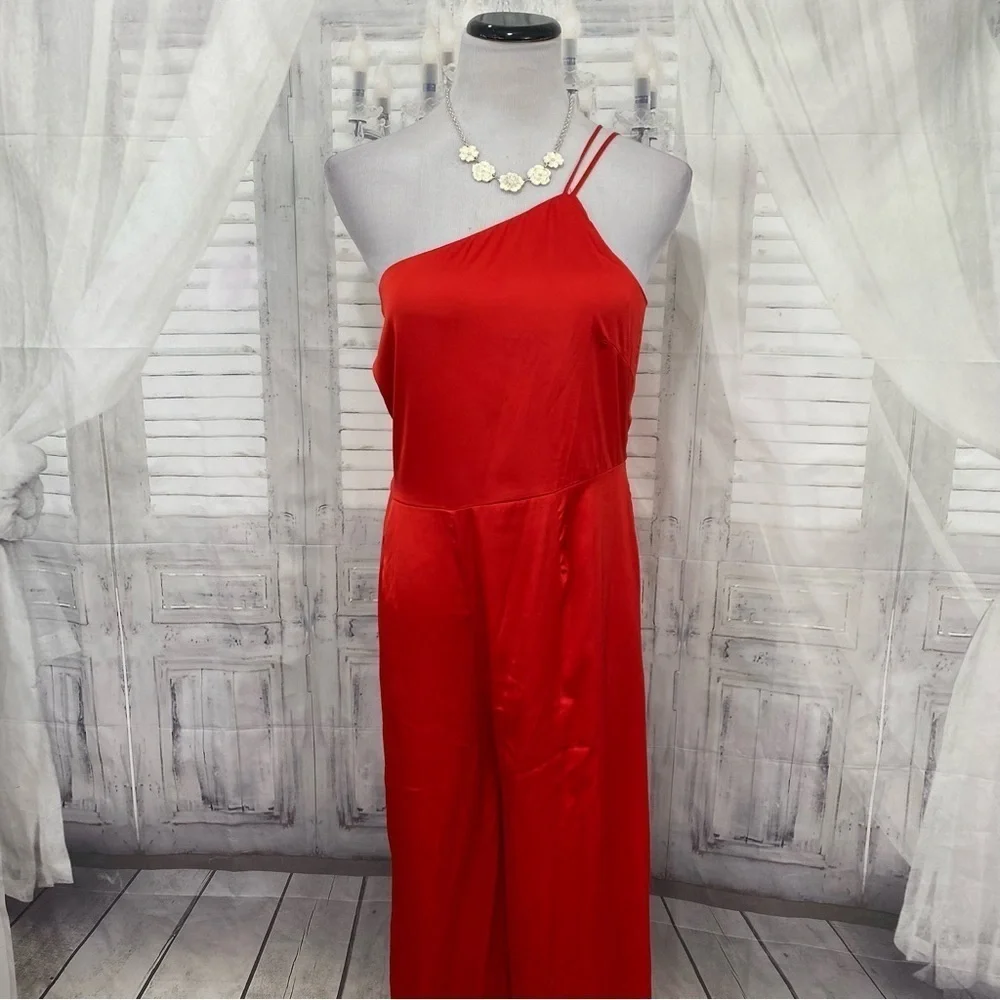 sugar + lips Medium Solid Red Satin One Shoulder Jumpsuit Sleeveless Cocktail - Picture 2 of 6